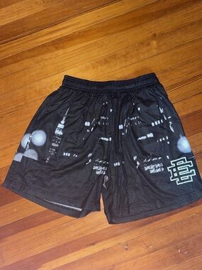 Eric Emanuel Shorts (black skyline)